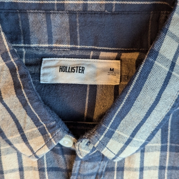 Men's Hollister Button Down Shirt - Picture 2 of 2